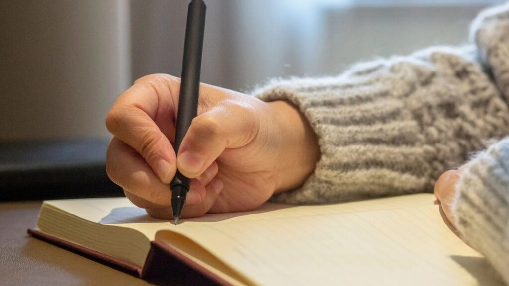 Personal journaling as a way storytelling heals the writer